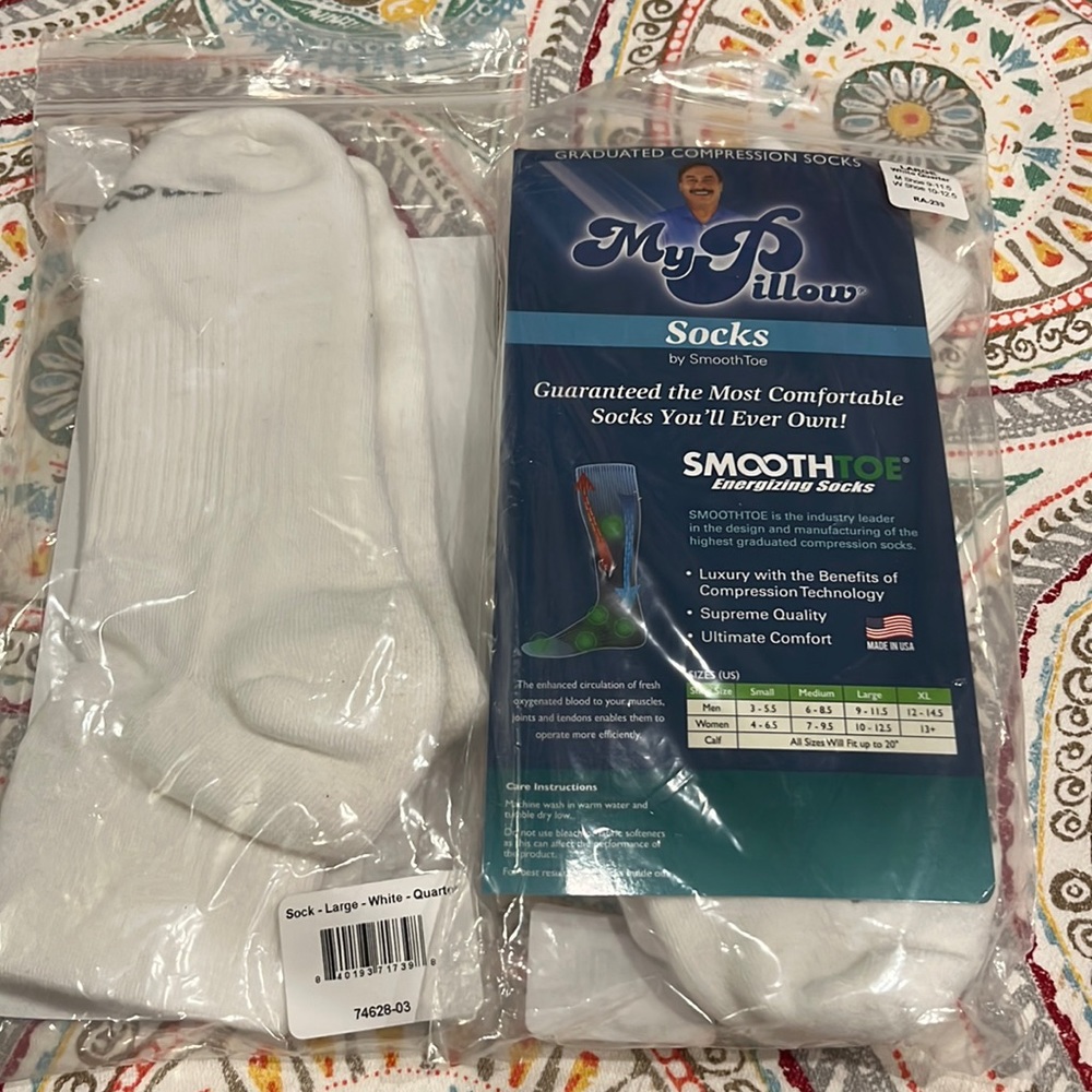 NEW Two Pair My Pillow SmoothToe Compression Socks size Large
